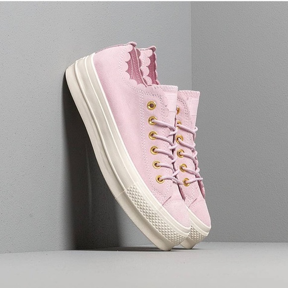 converse lift frilly thrills
